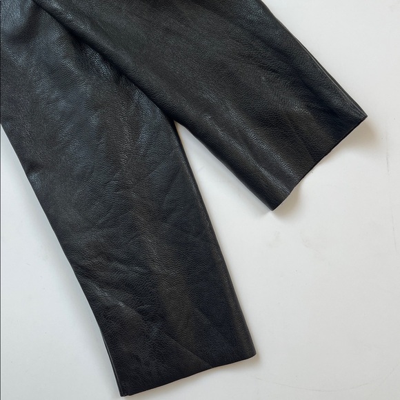 Commando Faux Leather Pocket Legging - Picture 12 of 14